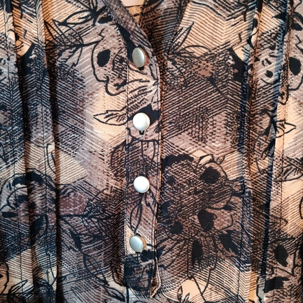 NY Collection Blouse Size‎ 3X V-Neck 3/4 Roll Tab Sleeve Mandarin Collar Browns - Picture 5 of 12